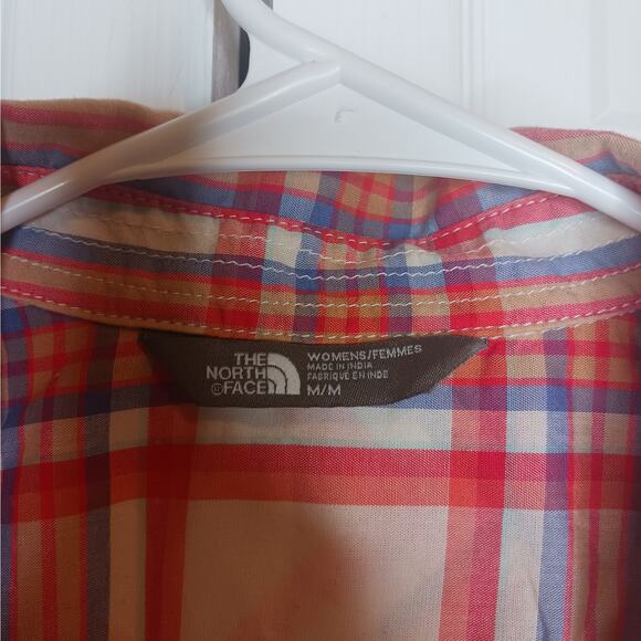 The North Face Red Plaid Baylyn Button Down Shirt Size Medium - Picture 4 of 7